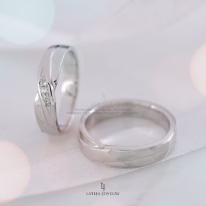 toko cincin nikah Solo Bontang Surabaya Cincin kawin Cincin tunangan Cincin couple custom Cincin emas perak palladium platinum Solo Bontang Surabaya murah (106)