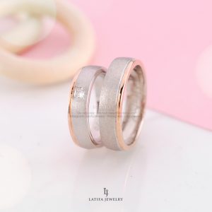 toko cincin nikah Solo Bontang Surabaya Cincin kawin Cincin tunangan Cincin couple custom Cincin emas perak palladium platinum Solo Bontang Surabaya murah (124)