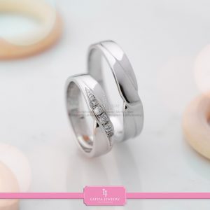 toko cincin nikah Solo Bontang Surabaya Cincin kawin Cincin tunangan Cincin couple custom Cincin emas perak palladium platinum Solo Bontang Surabaya murah (95)